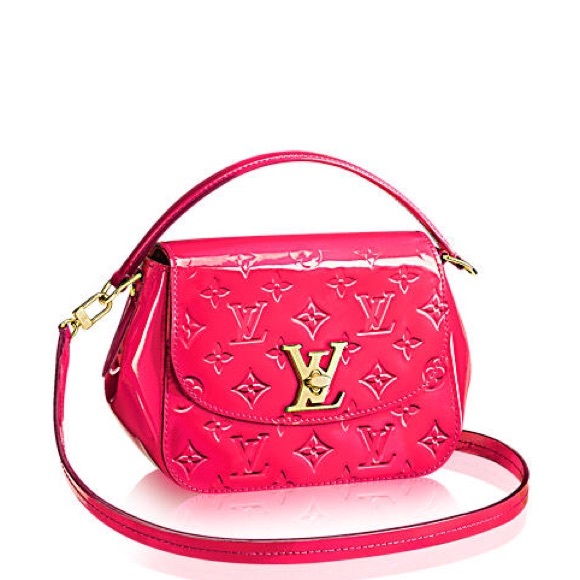 Louis Vuitton Handbags - Authentic Louis Vuitton Verdi Pasadena Crossbody